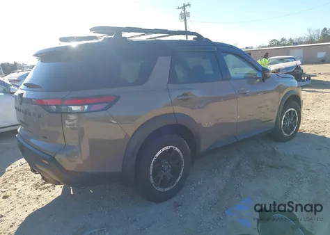 2023 Nissan Pathfinder Rock Creek 4Wd z USA, uszkodzony, nr VIN 5N1DR3BD7PC215744